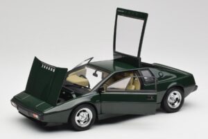 Lotus Esprit S1 Зелен AUTOart 1:18 75302 Метал — снимка 2 от 8