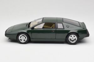 Lotus Esprit S1 Зелен AUTOart 1:18 75302 Метал — снимка 4 от 8