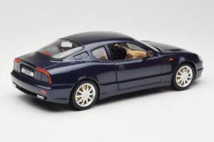 Maserati 3200 GT Черен Bburago 1:18 3371 Метал — снимка 3 от 8