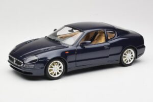 Maserati 3200 GT Черен Bburago 1:18 3371 Метал