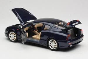 Maserati 3200 GT Черен Bburago 1:18 3371 Метал — снимка 5 от 8