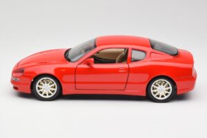 Maserati 3200 GT Червен Bburago 1:18 3341 Метал — снимка 4 от 8