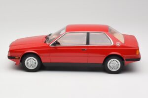 Maserati BiTurbo Coupe Rosso Corsa Minichamps 1:18 107123501 Смола — снимка 3 от 6