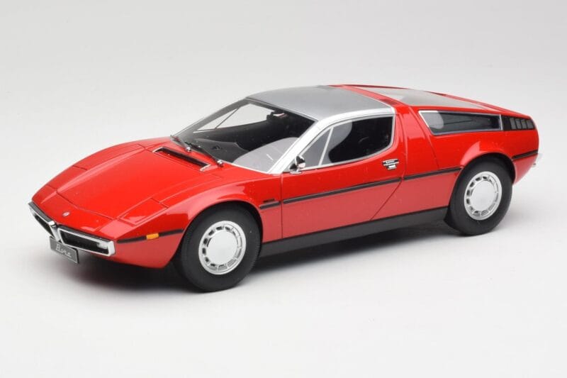 Maserati Bora Червен & Сребрист Minichamps 1:18 107123721 Смола