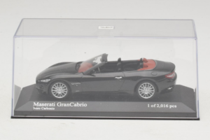 Maserati GranCabrio Черен Металик Minichamps 1:43 400123930 Метал — снимка 4 от 5
