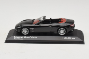 Maserati GranCabrio Черен Металик Minichamps 1:43 400123930 Метал