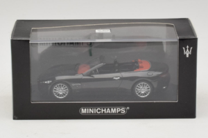 Maserati GranCabrio Черен Металик Minichamps 1:43 400123930 Метал — снимка 5 от 5