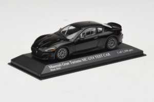 Maserati GranTurismo MC GT4 Черен Minichamps 1:43 400101202 Метал — снимка 2 от 4