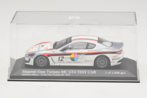 Maserati GranTurismo MC GT4 #12 Sperati / La Mazza Maserati MC 2010 Minichamps 1:43 400101212 Метал — снимка 4 от 5