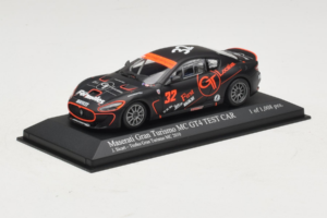 Maserati GranTurismo MC GT4 #32 J. Sicart Maserati MC 2010 Minichamps 1:43 400101232 Метал — снимка 2 от 5