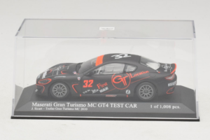 Maserati GranTurismo MC GT4 #32 J. Sicart Maserati MC 2010 Minichamps 1:43 400101232 Метал — снимка 4 от 5