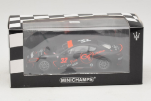 Maserati GranTurismo MC GT4 #32 J. Sicart Maserati MC 2010 Minichamps 1:43 400101232 Метал — снимка 5 от 5