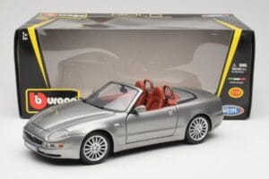 Maserati 4200 GT Spyder Сив Bburago 1:18 18-12019 Метал — снимка 8 от 8