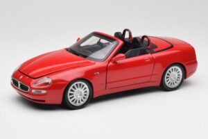 Maserati GT Spyder Червен Bburago 1:18 34097 Метал