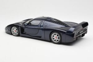 Maserati MC12 Road Car Син Metallic AUTOart 1:18 75802 Метал — снимка 7 от 8