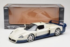 Maserati MC12 Бял Син Hot Wheels 1:18 G7158 Метал — снимка 8 от 8