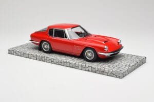 Maserati Mistral Червен Minichamps 1:18 107123422 Смола — снимка 4 от 6