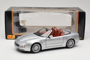 Maserati Spyder Сребрист Maisto 1:18 31667 Метал — снимка 8 от 8