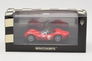 Maserati Tipo 61 #6 R. Penske SCCA National Race Meadowdale 1961 Minichamps 1:43 400611206 Метал — снимка 4 от 4