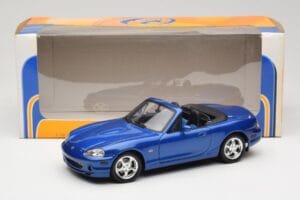 Mazda MX-5 NA 10th Anniversary Blue Metallic Gate 1:18 01071 Метал — снимка 8 от 8