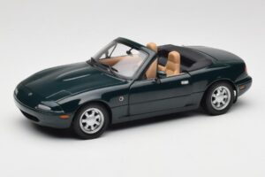 Mazda MX-5 NA Emerald Green Gate 1:18 01017 Метал
