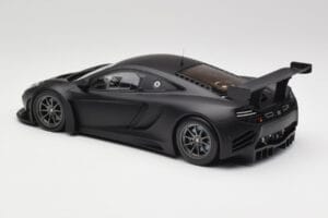 McLaren 12C GT3 Carbon Мат Черен Minichamps 1:18 151121390 Метал — снимка 5 от 6