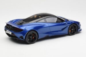 McLaren 750S Синьо GT Spirit 1:18 GT458 Смола — снимка 2 от 6