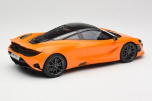 McLaren 750S McLaren Orange TopSpeed 1:18 TS0547 Метал — снимка 2 от 6