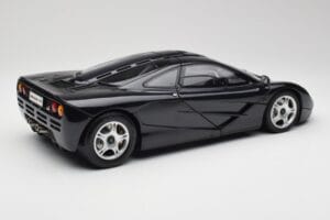 McLaren F1 Blue Metallic Minichamps 1:12 530133130 Метал — снимка 3 от 8