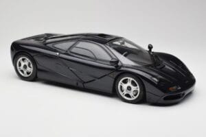 McLaren F1 Blue Metallic Minichamps 1:12 530133130 Метал — снимка 6 от 8