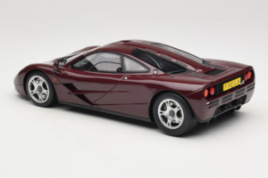 McLaren F1 Burgundy Red GT Spirit 1:18 GT534 Смола — снимка 5 от 6