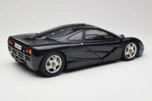 McLaren F1 Dark Blue Metallic Minichamps 1:12 530133128 Метал — снимка 3 от 9
