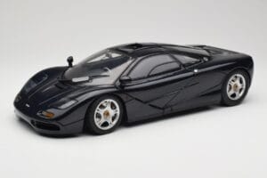 McLaren F1 Dark Blue Metallic Minichamps 1:12 530133128 Метал
