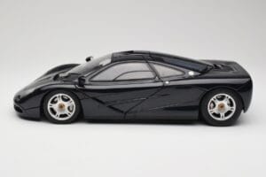 McLaren F1 Dark Blue Metallic Minichamps 1:12 530133128 Метал — снимка 5 от 9
