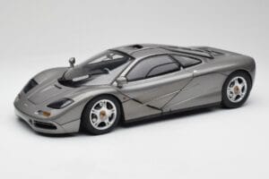 McLaren F1 Dark Silver Minichamps 1:12 530133124 Метал