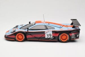 McLaren F1 GTR #39 Gulf R. Bellm / A. Gilbert / M. Sekiya 24 Hours of Le Mans 1997 UT Models 1:18 39725 Метал — снимка 4 от 8