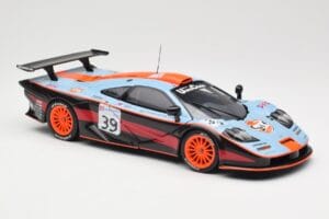 McLaren F1 GTR #39 Gulf R. Bellm / A. Gilbert / M. Sekiya 24 Hours of Le Mans 1997 UT Models 1:18 39725 Метал — снимка 6 от 8