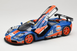 McLaren F1 GTR Gulf #33 R. Bellm / M. Weaver / J-J. Lehto 24 Hours of Le Mans 1996 UT Models 1:18 530161833 Метал — снимка 2 от 8