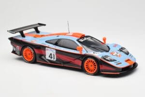 McLaren F1 GTR #41 P-H. Raphanel / C. Gounon / A. Olofsson 24 Hours of Le Mans 1997 UT Models 1:18 39727 Метал — снимка 6 от 8