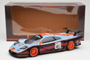 McLaren F1 GTR #41 P-H. Raphanel / C. Gounon / A. Olofsson 24 Hours of Le Mans 1997 UT Models 1:18 39727 Метал — снимка 8 от 8