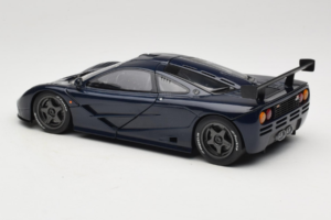 McLaren F1 GTR Le Mans Edition Лилав UT Models 1:18 MCLAREN001 Метал — снимка 7 от 8