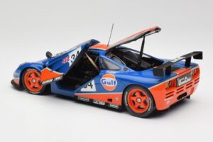 McLaren F1 GTR #34 Gulf Racing 1996 UT Models 1:18 39621 Метал — снимка 5 от 8