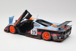 McLaren F1 GTR #39 R. Bellm / A. Gilbert-Scott 24 Hours of Le Mans 1997 Minichamps 1:18 530133739 Метал — снимка 5 от 8