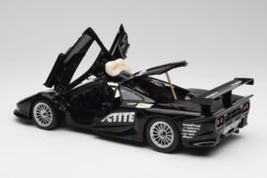 McLaren F1 GTR #41 T. Büscher / R. Gounon 1997 UT Models 1:18 26011 Метал — снимка 5 от 8