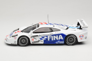 McLaren F1 GTR #9 P. Kox / R. Ravaglia FIA GT Championship 1997 UT Models 1:18 39711 Метал — снимка 4 от 8