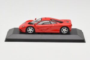 McLaren F1 Червен Minichamps 1:43 433133438 Метал