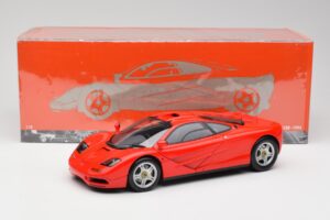 McLaren F1 Magma Червен Minichamps 1:18 530133422 Метал — снимка 8 от 8