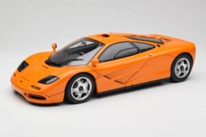 McLaren F1 Оранжев Minichamps 1:12 530133131 Метал