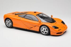 McLaren F1 Оранжев Minichamps 1:12 530133131 Метал — снимка 7 от 9