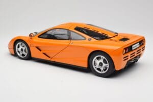 McLaren F1 Оранжев Minichamps 1:12 530133131 Метал — снимка 8 от 9